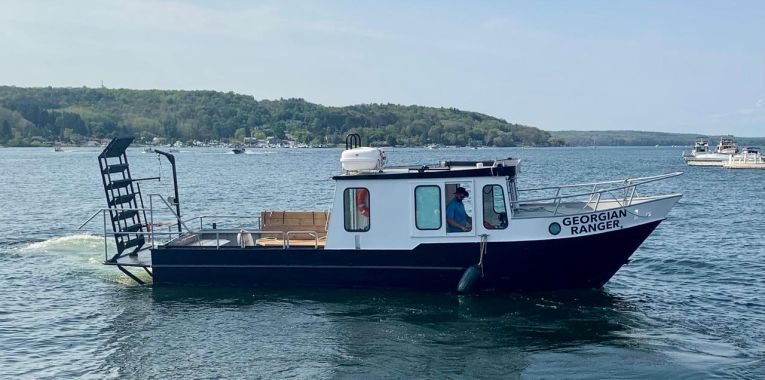 Georgian Ranger, chartered dive boat