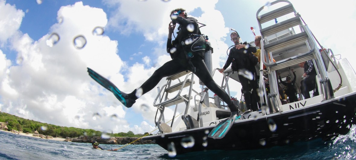 diver stride entry - with Blue North Scuba Club, Toronto